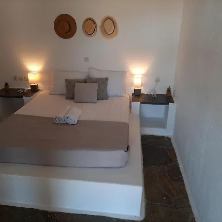 Elea * Koundouros